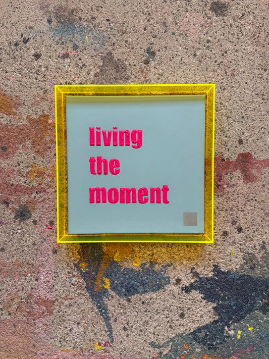 design art | living the moment