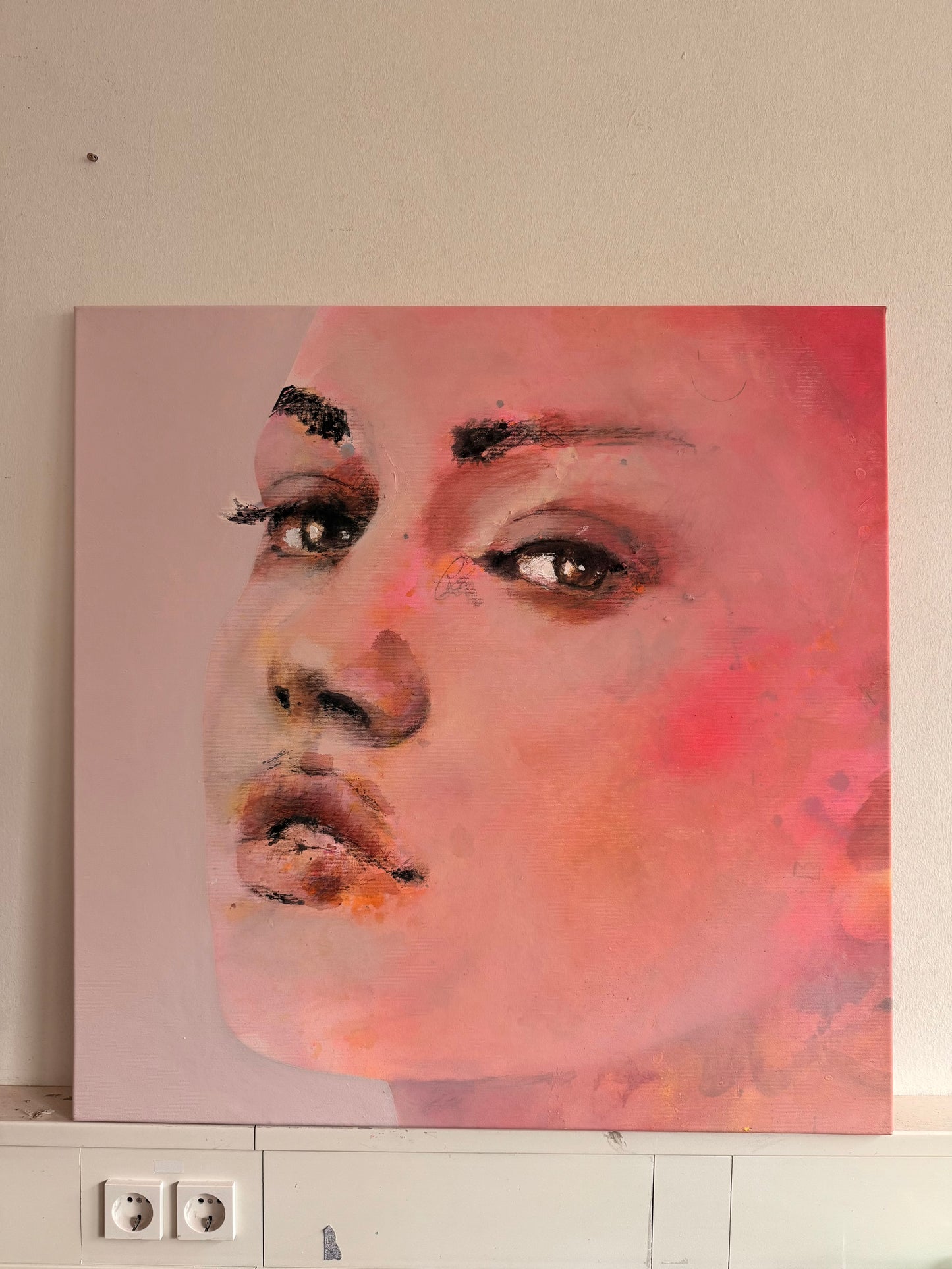 portraits | Pink woman