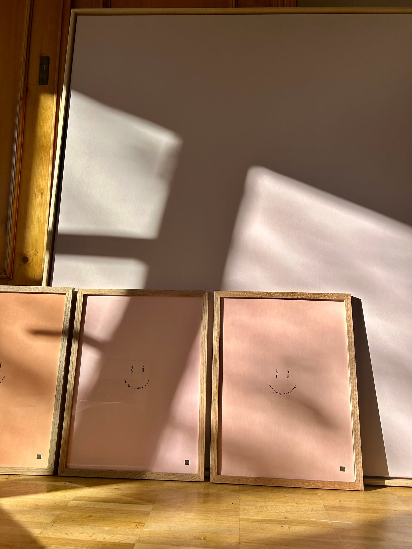 happy smileys | rosa | paper